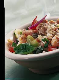 E 'una varaiante per arricchire la panzanella), capperi a proprio gusto. Panzanella Toscana Sale Pepe