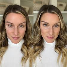 HELLO LADIES! My name is Bianca and I am so excited to share this makeup  with you all! I work full-time from home as an online health/fitness coach  and I'm a stay