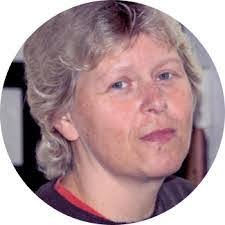 Lilian Helm's Instagram, Twitter & Facebook