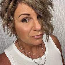 Lori Gerken's Instagram, Twitter & Facebook