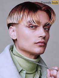 Curtains were a very popular cut and style for men in the 90s, made. 10 Coolest Curtain Haircuts For Men