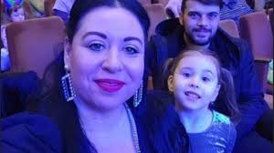 Pe oana roman și pepe îi leagă o. Prima Fotografie Cu Oana Roman È™i Isabela DupÄƒ DespÄƒrÈ›irea De Marius Elisei Ce Au Observat Imediat Fanii Impact