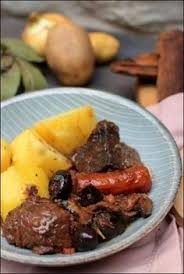 Daube A La Provencale En Cocotte Lutee De Philippe Etchebest Vin Blanc Champignons Et Olives Noires Happy Papilles Recette Daube Daube Provencale Recettes De Cuisine