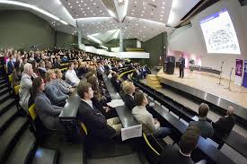 Bachelor- und Masterzeugnisse an der Technischen Fakultät