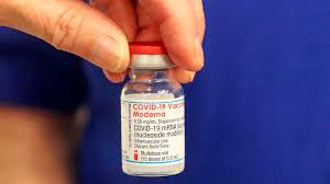 The moderna vaccine is recommended for people aged 18 years and older. Moderna Says Vaccines Are Over 90 Effective 6 Months After Second Shot Axios