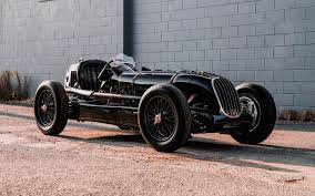 Pin By Osiel Estrada On Cars Alfa Romeo Cafe Racer Custom Cafe Racer