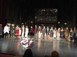 Sigur ca o vizualizare a crailor va fi. Craii De Curtea Veche Un Spectacol Despre O Lume CrepuscularÄƒ Dar Foarte ActualÄƒ Clujul Cultural