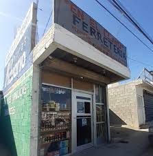 Ferreteria Plomeria Electricidad - El Clavo