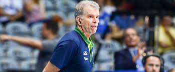 Casado com a fernanda e pai do bruno, da júlia e da vitória. Bernardinho Will Succeed Tillie Cc Everybody