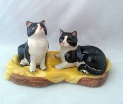 Black And White Cat Salt And Pepper Shakers Novelty Tuxedo Black White Cats With Tray Salt Pepper Shaker Set Stuffed Peppers Salt Pepper Shakers Pepper Shaker