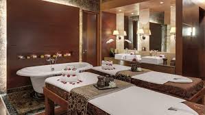 Jadi tidak perlu khawatir kekurangan tidak ada buble foam untuk bathtub (biasanya ada dihotel bintang 4 keatas) staff hotel lama bintang lima yang terletak di pusat bisnis jalan jend.sudirman jakarta dengan pelayanan. 12 Hotel Terbaik Di Jakarta Untuk Valentine Staycation