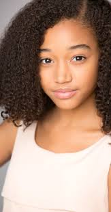 Black Actress With Short Curly Hair Amandla Stenberg Curly Hair Styles Natural Hair Styles Black Actresses