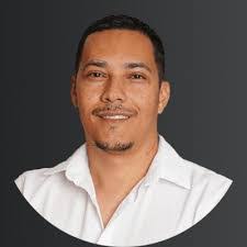 Edward Erasmus's Instagram, Twitter & Facebook