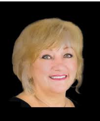 Nicole Hines, Realtor