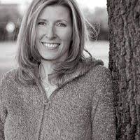 Andrea Durning's Instagram, Twitter & Facebook