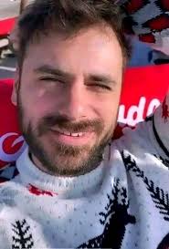 I wish I could receive Hello from that sweet woman, that truly loves  listening to my songs 🎶❤️🌹🌹🌹🌹🌹🌹🌹🌹