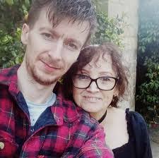 Paulette Mott's Instagram, Twitter & Facebook