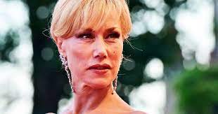 Nancy brilli, ospite di a ruota libera di francesca fialdini, si è confessata sulle sue storie d'amore. Nancy Brilli Su Ivano Fossati Una Volta Gli Ho Dato Un Calcio Dopo Che Mi Aveva Spinta Eravamo Brutti Noi Degli 80 90