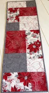 Quilted Christmas Table Runner In Red White And Silver Holiday Table Cloth For Table For Bed Christmas Table Cloth Table Runner Pattern Christmas Table Runner