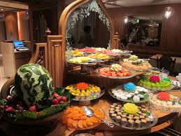 During a progressive dinner, diners hop from house to house, eating a single course at each location. Mouth Watering Christmas Dinner Ideas Godfather Style