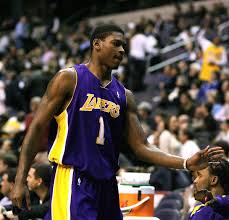 In the second quarter, brown was looking the other way when teammate threw a pass his way. Smush Parker Wikipedia