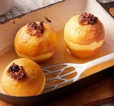Klassischer Bratapfel Rezept Rewe De In 2020 Einfacher Nachtisch Gebratene Apfel Rezepte