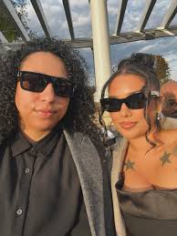 And this little spot took like… an hour 😂🪏💋