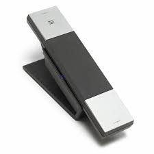 Telefono 10 By Jacob Jensen Http Www Keihome It Design Tech Home Tecnology Telefono 10 Jacob Jensen 2936 Telefono Cordless Ufficio