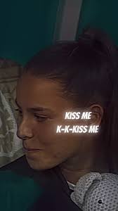 😍 || (bitte nicht zu ernst nehmen, danke) #lenaoberdorf #leaschüller  #kissme #kissedit #love #CapCut