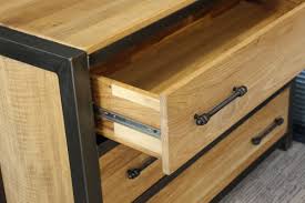 Un choix unique de buffet bois métal disponible dans notre magasin. Buffet Bois Metal 4 Portes Ferscott Buffets Bahuts Pier Import