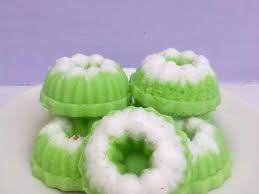 Hanya saja ada beberapa tips membuat putu ayu yang perlu jika di lihat dari proses pembuatannya, cara membuat adonan kue putu ini sama seperti membuat sponge cake biasa. 75 Resep Sederhana Untuk Putu Ayu Craftlog Indonesia