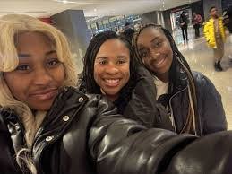 Dorie Ross's Instagram, Twitter & Facebook