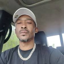 Marcell Burns (@CoachBurns80)