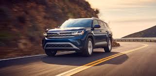 Learn about their distinguishing features here! 2021 Volkswagen Atlas Vs Atlas Cross Sport Peoria Area Vw