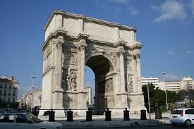 Construit Entre 1825 Et 1839 L Arc De Triomphe Porte D Aix In Marseille France Marseille Triomphe Construire