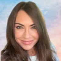 Heather Beard's Instagram, Twitter & Facebook