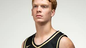 Wednesday's holiday high school basketball tournament notebook