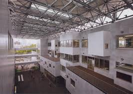 富山市立芝園小学校 芝園中学校 学校の建築 学校建築 小学校 建築