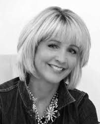 Dora Mancini's Instagram, Twitter & Facebook