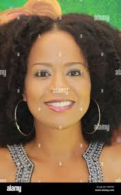 Tabitha Bledsoe's Instagram, Twitter & Facebook