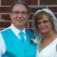 Adele Malone's Instagram, Twitter & Facebook