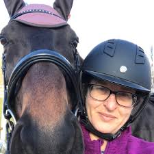 Please delete if not allowed but a I'm a girl in need! Does anyone have  good recommendations for sports bras for xl chest sizes for riding? I look  ridiculous in a trot