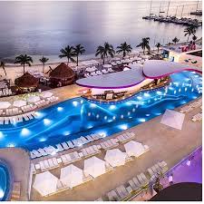 Platz they studied together, crossed paths at the university and juanca ended up working at la financiera, helped by francisco, who introduced him and recommended him. Niveauvolles Partyhotel Das Alle Wunsche Erfullt Temptation Cancun Resort Cancun Bewertungen Tripadvisor