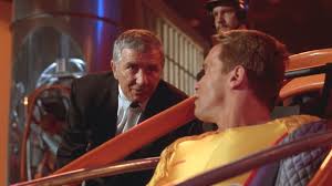 Честный полицейский бен ричардс отказался стрелять в безоружных демонстрантов и за это был брошен в тюрьму. Killian I Ll Be Back The Running Man Movie Quote