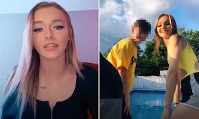 🪐 watch the latest video from zoe laverne (@zoelaverne). Tiktok Star Zoe Laverne 19 Apologizes For Kissing 13 Year Old Fan In Leaked Video Daily Mail Online