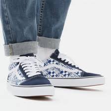 Maybe you would like to learn more about one of these? Skateboarding Shoes Find Men S Authentic Brands For Skate Adidas Originals Vans Offers Stock Apd Ukraine Sport