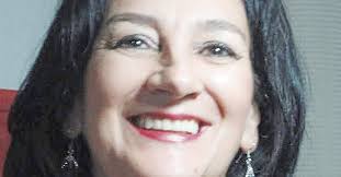 Se apagó la voz de la bolerista calarqueña Luz Stella Salazar -