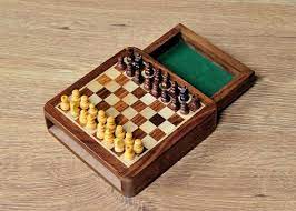 traveling magnetic chess set 5 x 5 inches with drawer for pieces india sku m0005