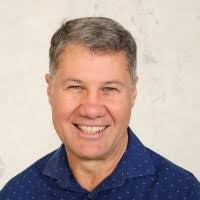 Colleen Moir's Instagram, Twitter & Facebook