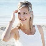 Janine Feller's Instagram, Twitter & Facebook